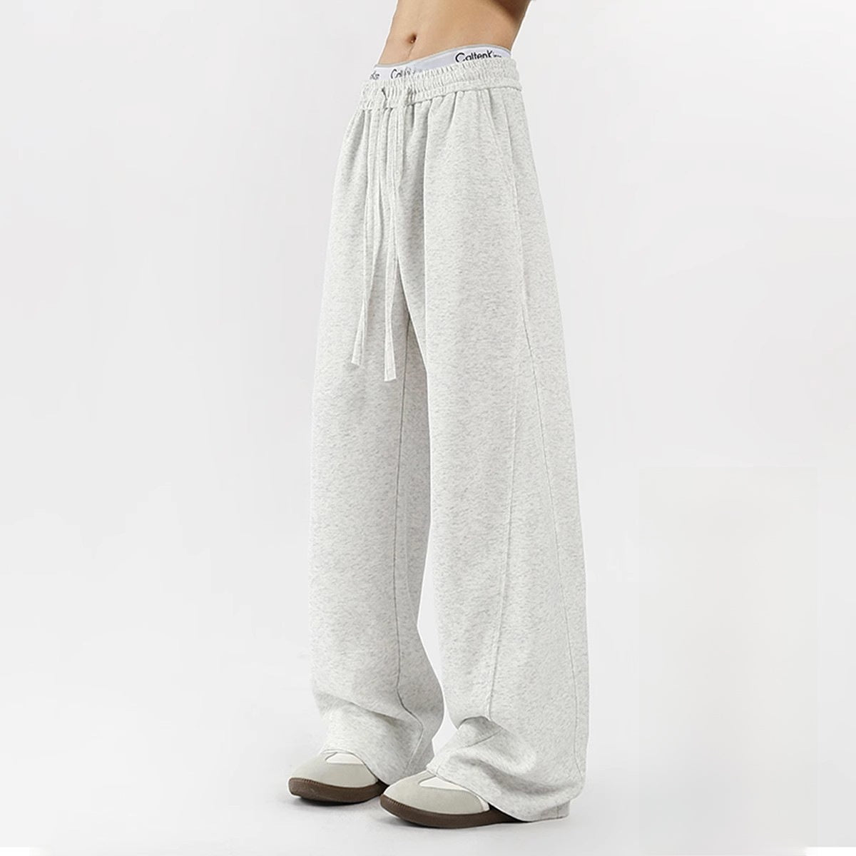 Loose sports sweatpants